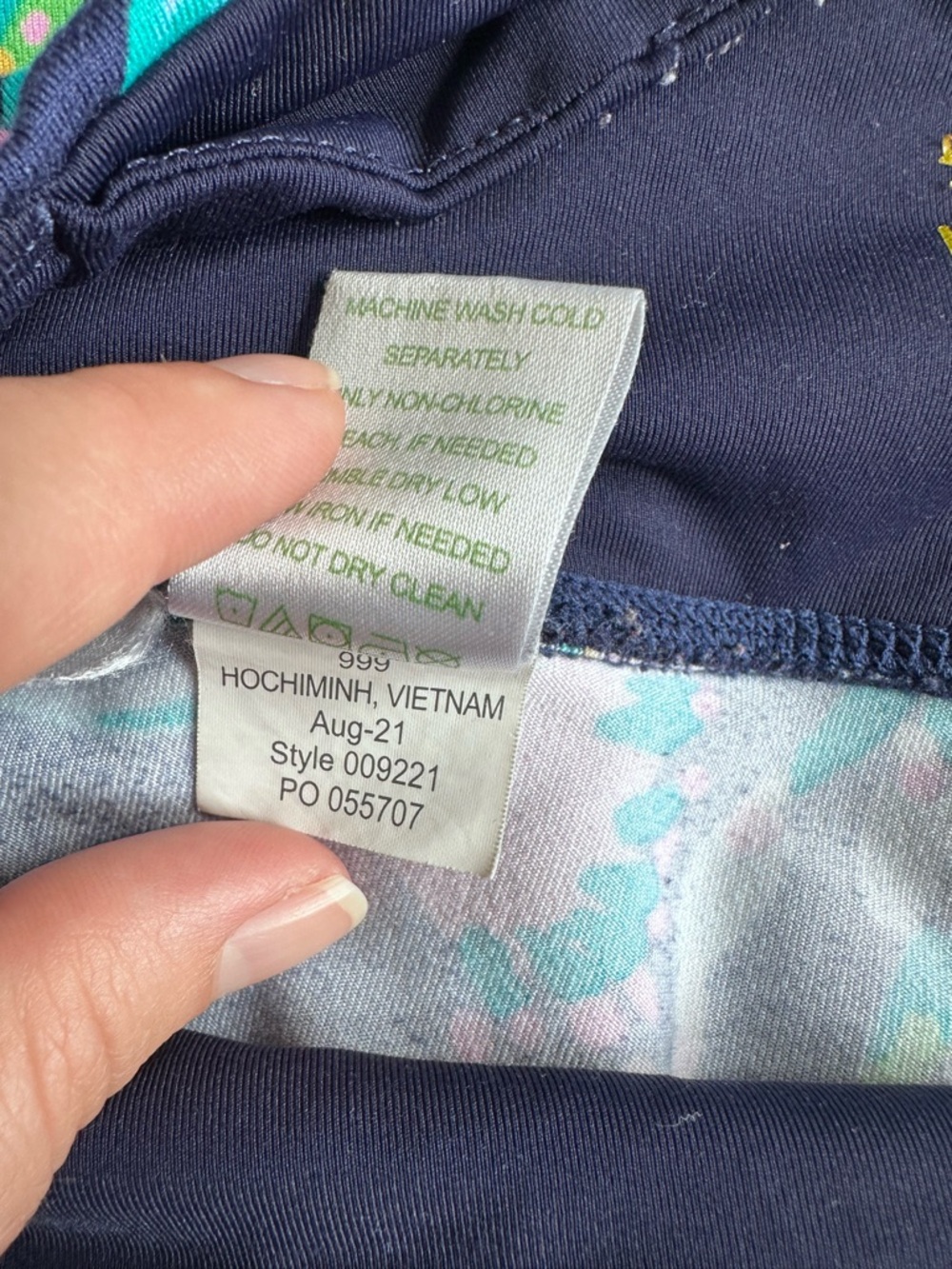 Lilly Pulitzer | Pineapple Par Luxletic Weekender Mid-rise Leggings | Size Small - Picture 8 of 12